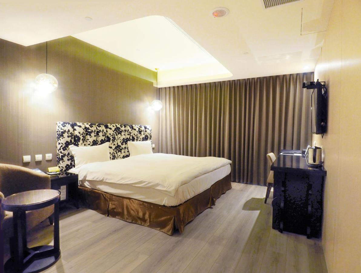 Stay Hotel - Taichung Yizhong Esterno foto
