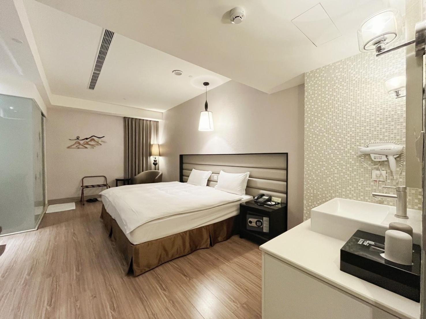 Stay Hotel - Taichung Yizhong Esterno foto