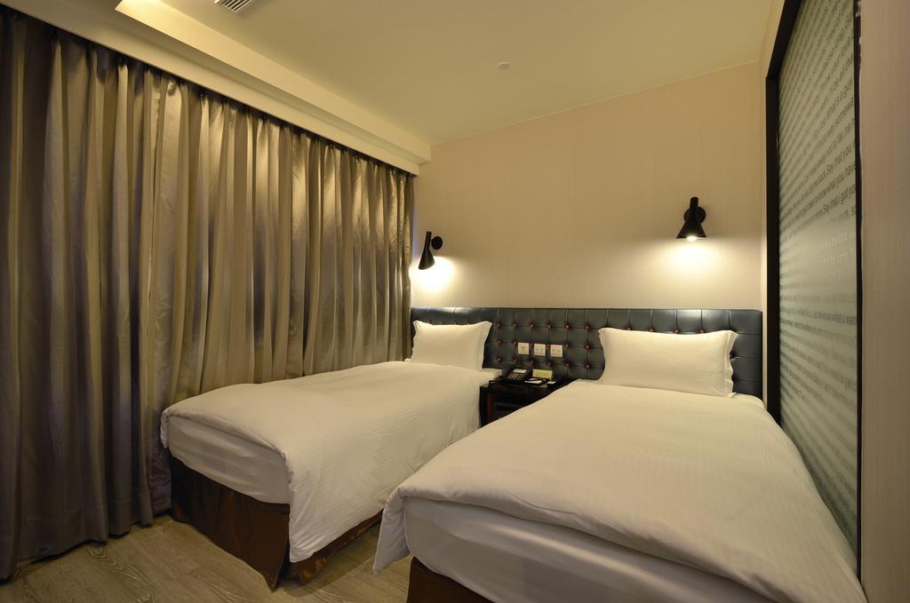 Stay Hotel - Taichung Yizhong Esterno foto