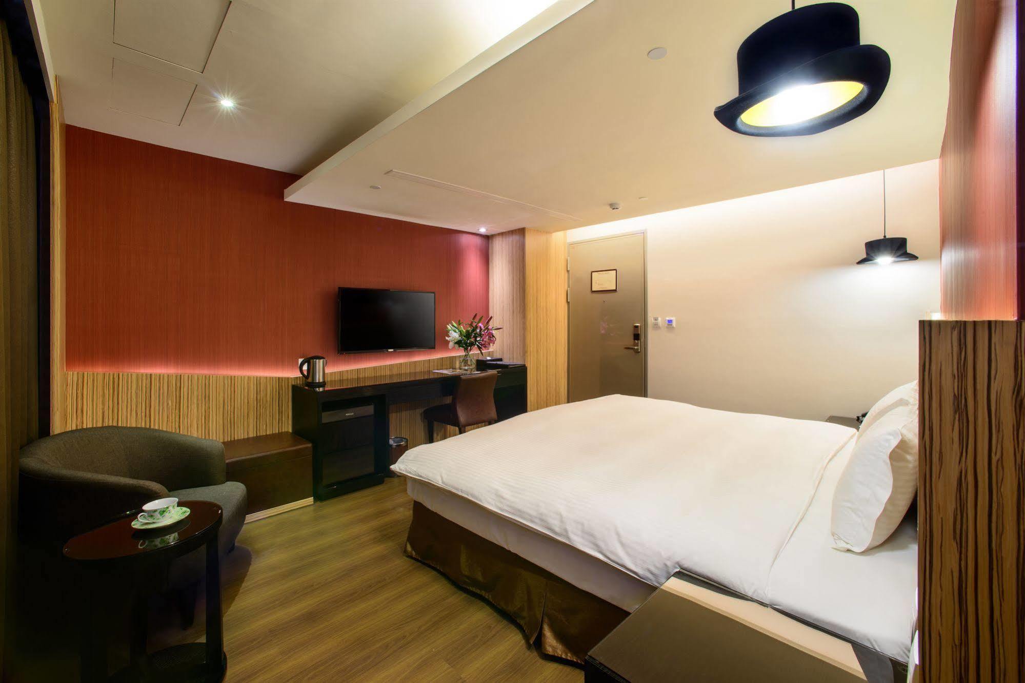 Stay Hotel - Taichung Yizhong Esterno foto